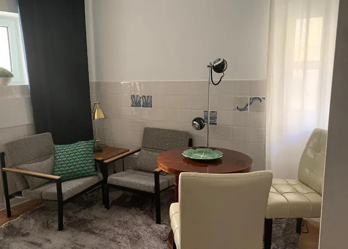 Terrace Principe Real Apartment Lisbon